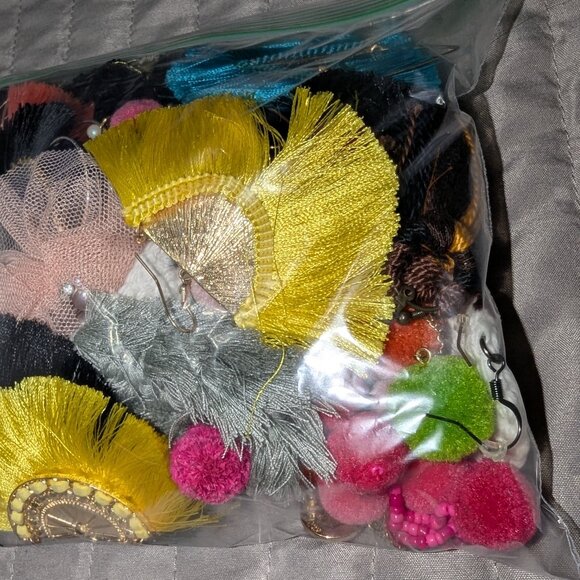 Bold Statement Earring Grab Bag 5310 - Picture 7 of 7